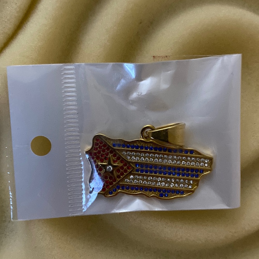 🆕Cuban Flag pendant🆕